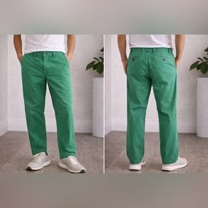 Burberry Relaxed Straight-Leg Jeans in Green size 36